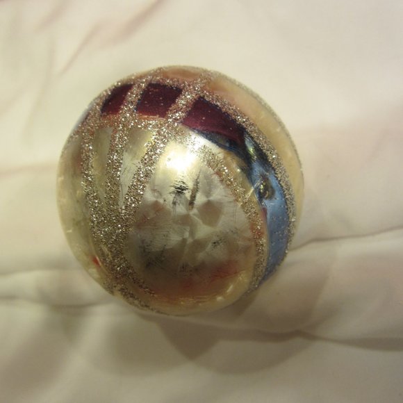 SET OF 3 ORNAMENTS, GLASS BALLS, FROM THE 50'S TO THE 70'S - Picture 8 of 9